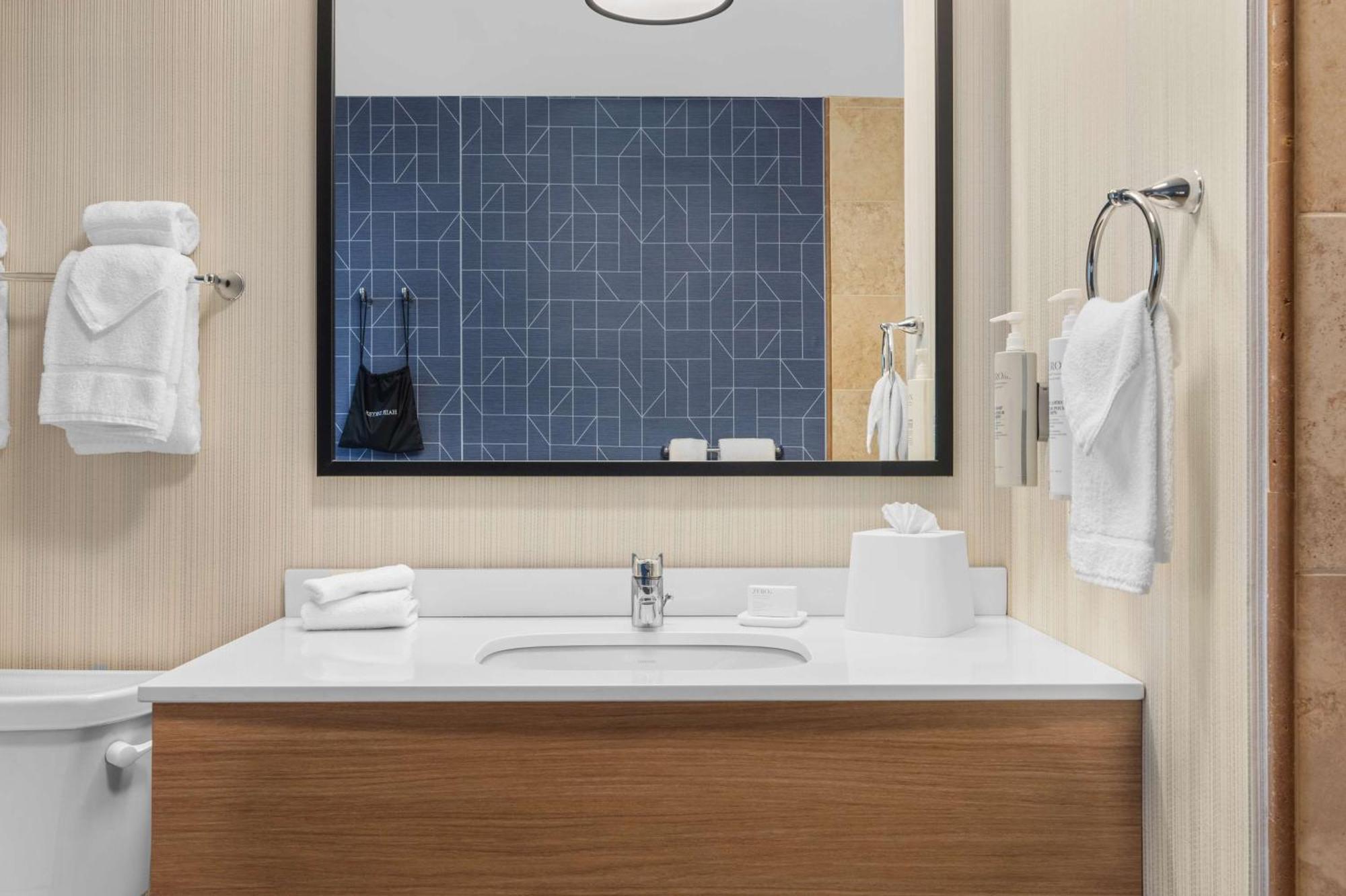 Spark By Hilton Bakersfield Central Eksteriør billede